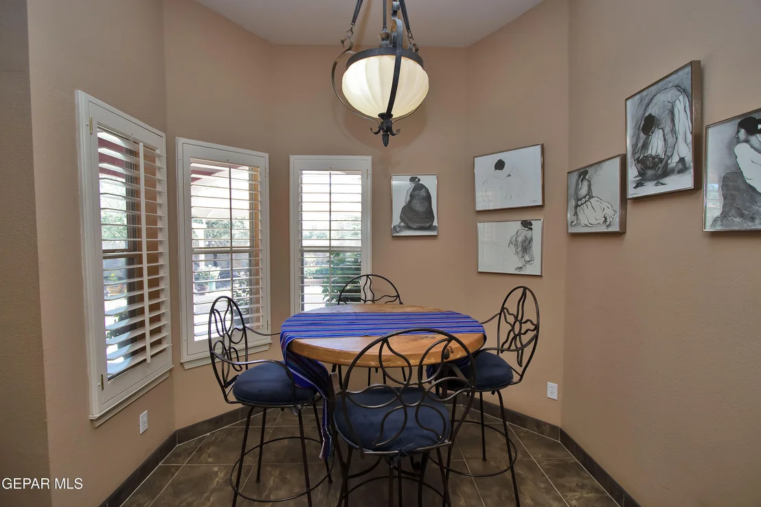 Photo of 920 TYLER SETH Avenue