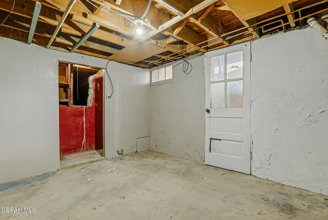 Photo of 2630 Wheeling Avenue