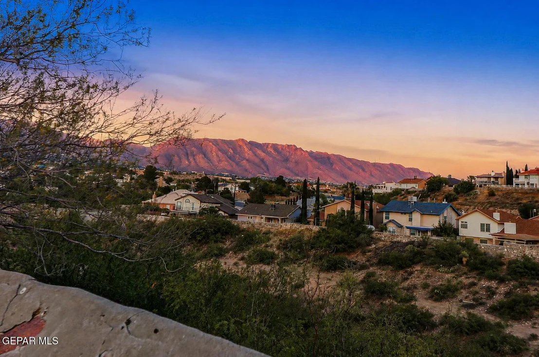 Photo of 7616 DIANJOU Drive
