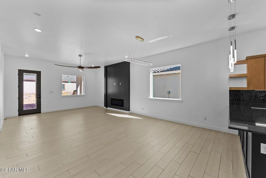Photo of 13949 Lorenz Avenue