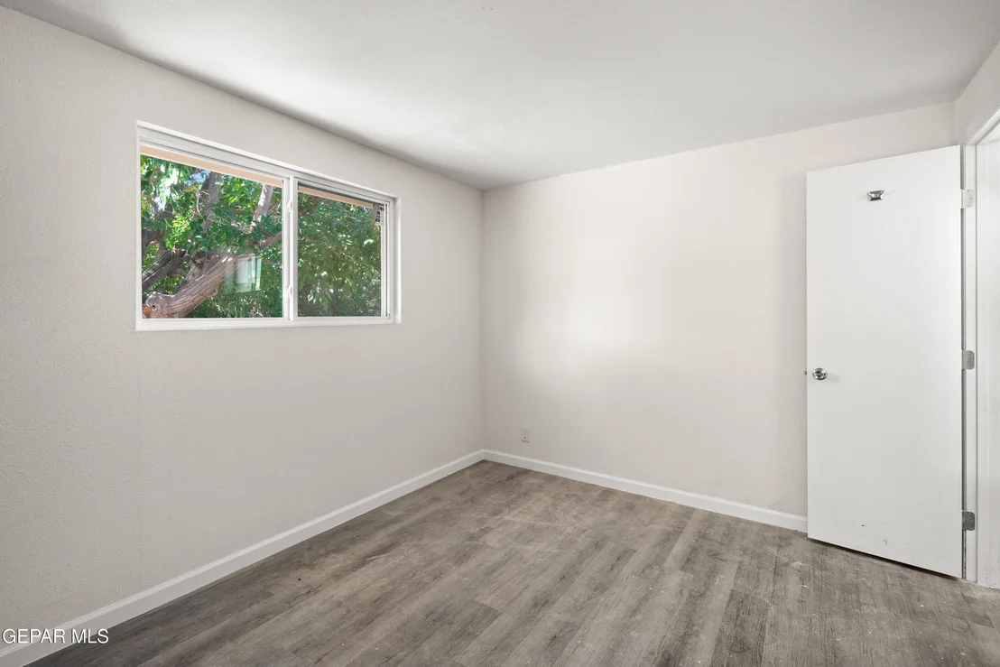 Photo of 5112 JERRY Drive