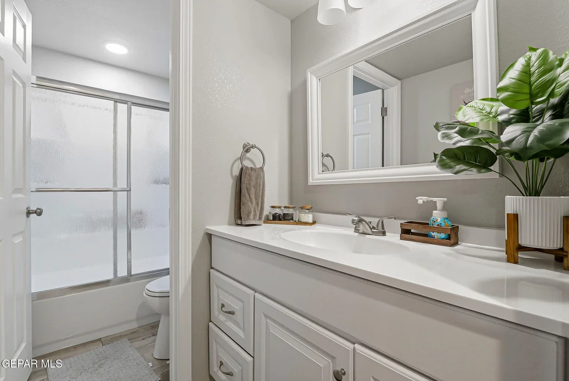 Photo of 4113 ROXBURY Drive