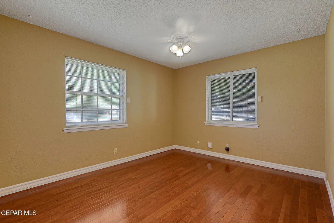 Photo of 124 Serrania Drive