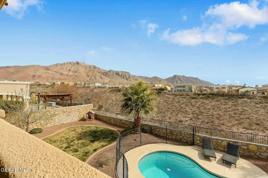Photo of 1140 CALLE LOMAS Drive
