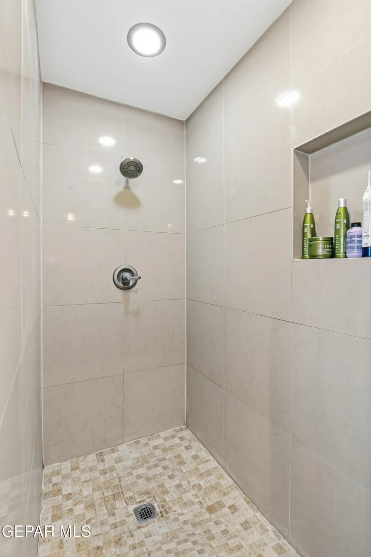 Photo of 1369 LUZ CARPIO Way