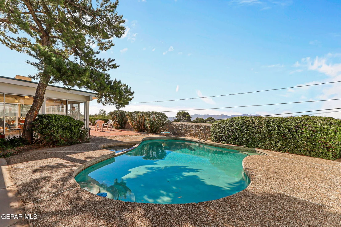Photo of 4007 Flamingo Drive