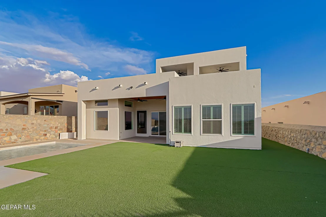 Photo of 7437 CAVESON Road