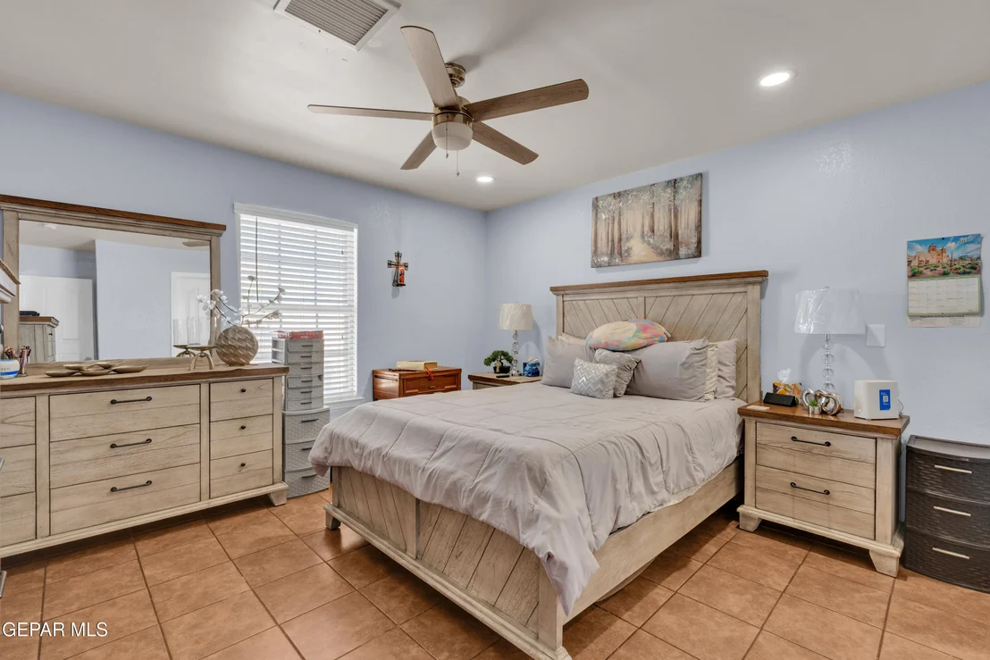 Photo of 10300 Valle Suave Drive