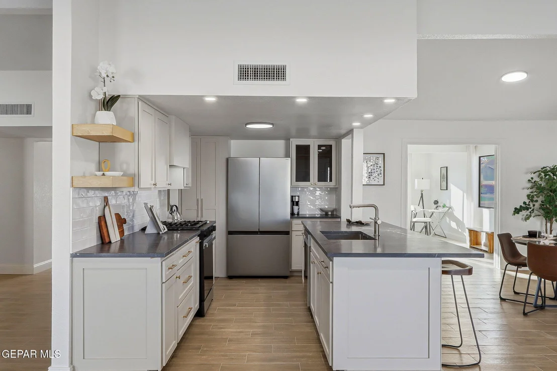 Photo of 2348 SEA SIDE Drive