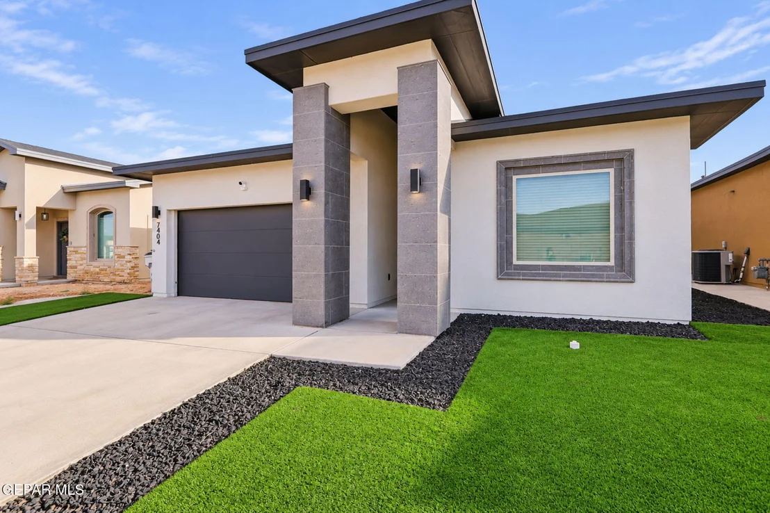 Photo of 7404 NORTE VALLEY Lane