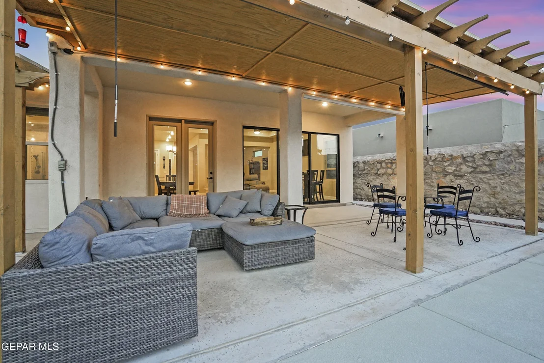 Photo of 733 BIRMINGHAM Place