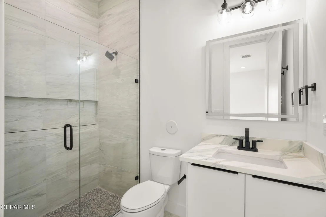 Photo of 5024 JARDINES Place