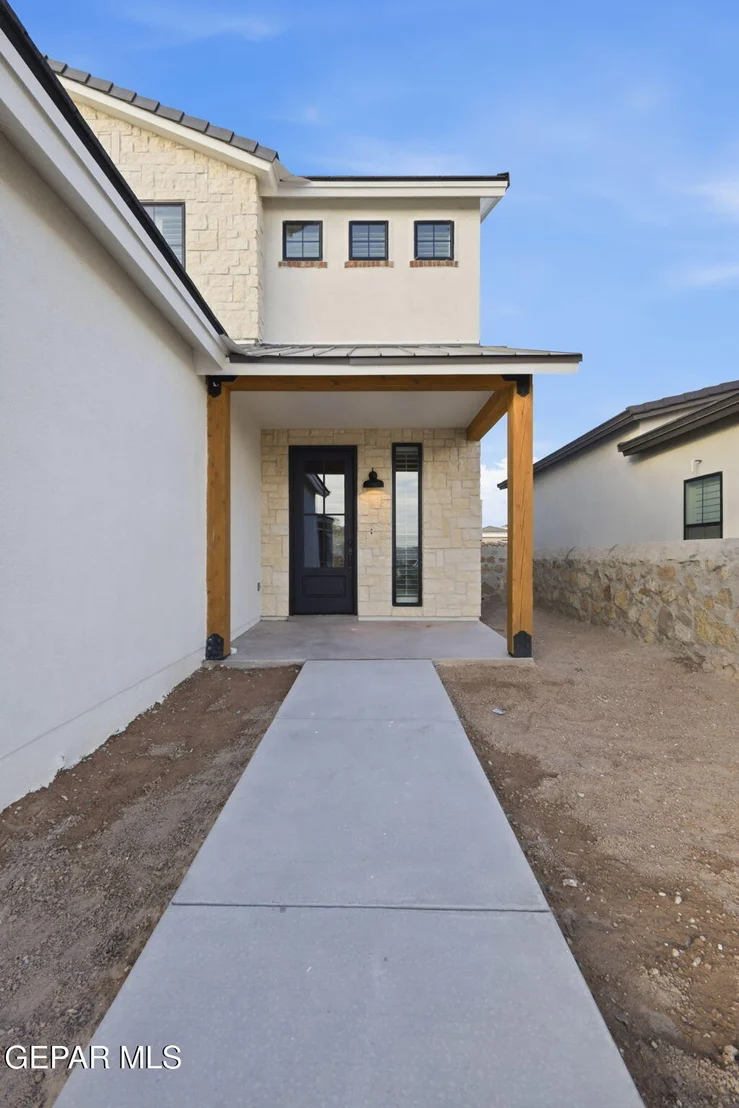 Photo of 14473 Desert Wind Drive
