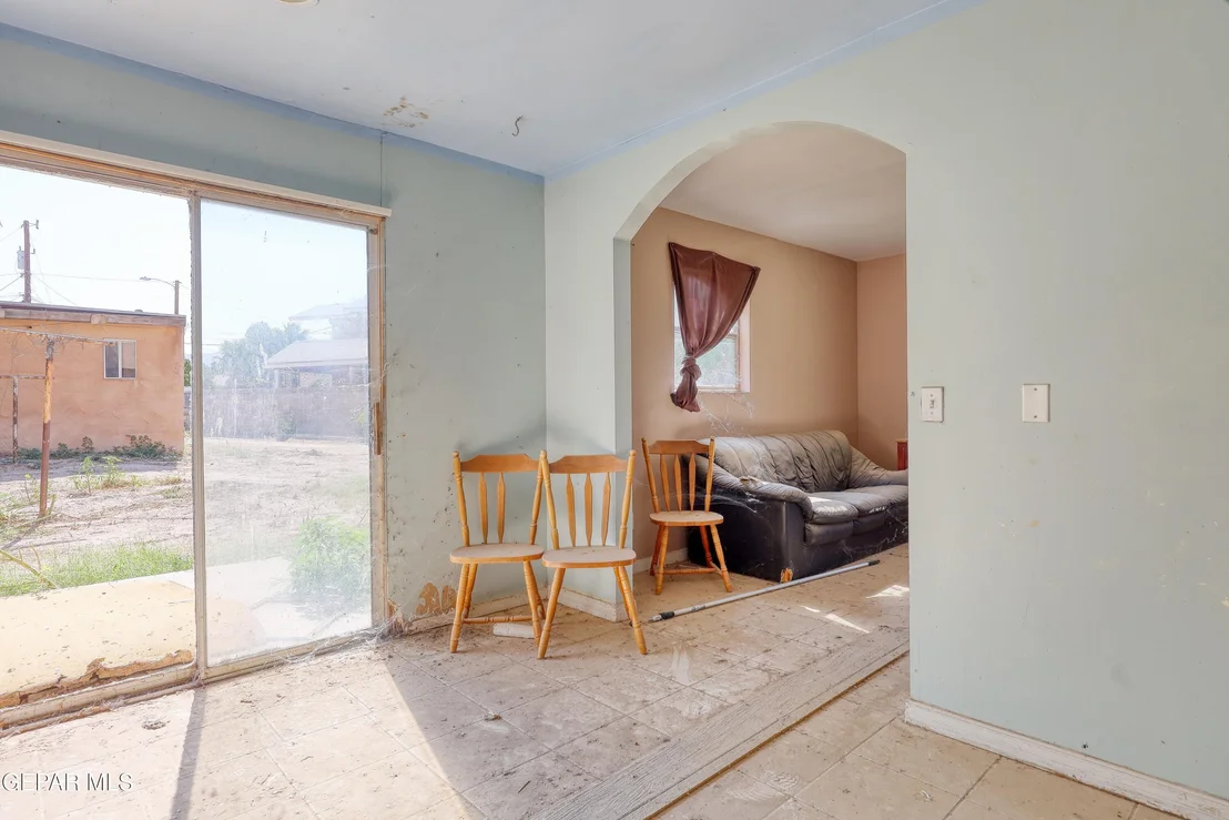Photo of 7421 MINDORO Place