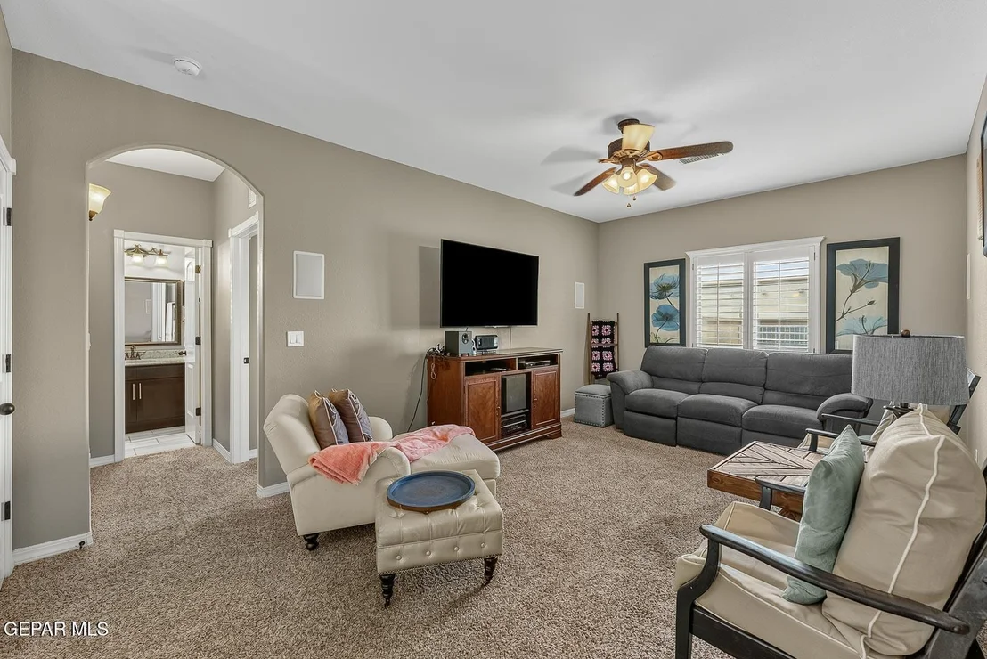 Photo of 7893 Enchanted View Drive