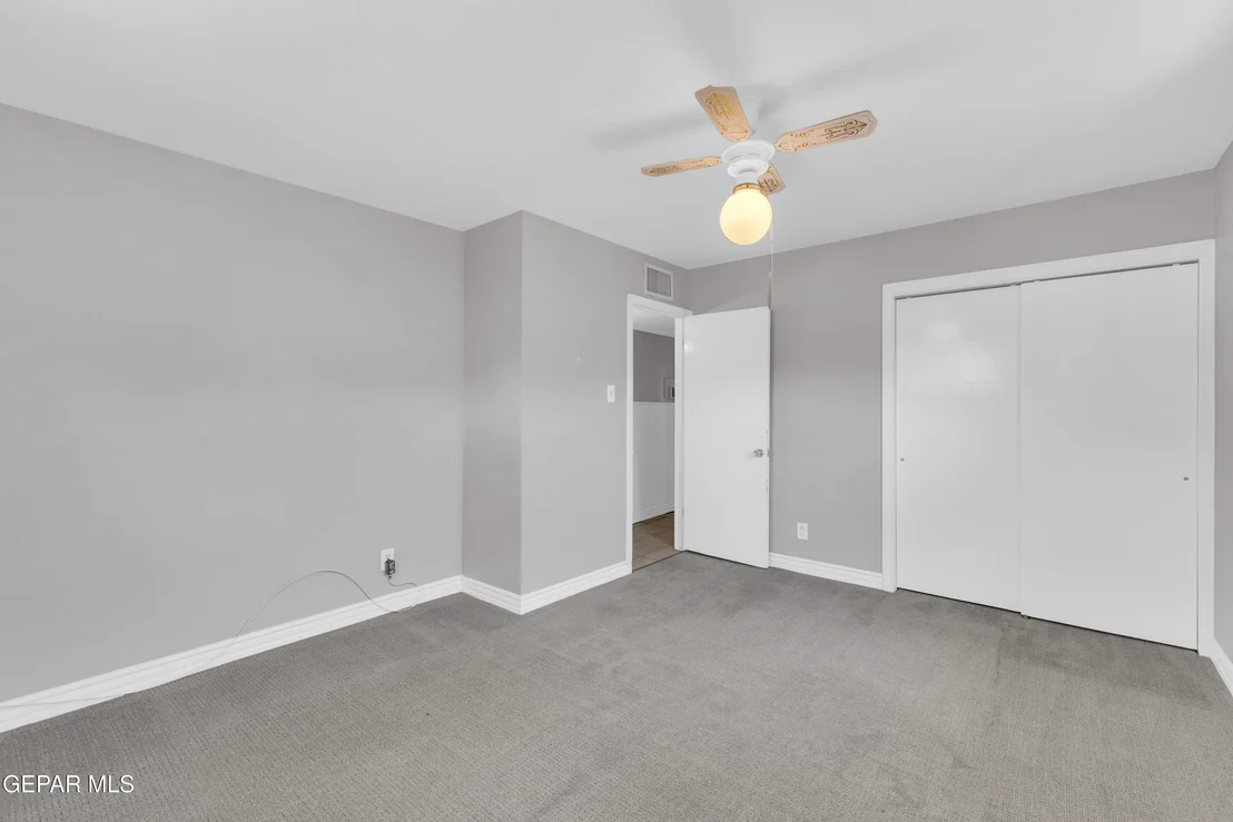 Photo of 1304 WAINWRIGHT Drive