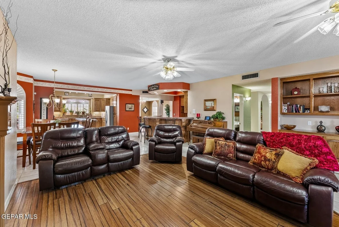 Photo of 2000 PASEO DEL PRADO Drive