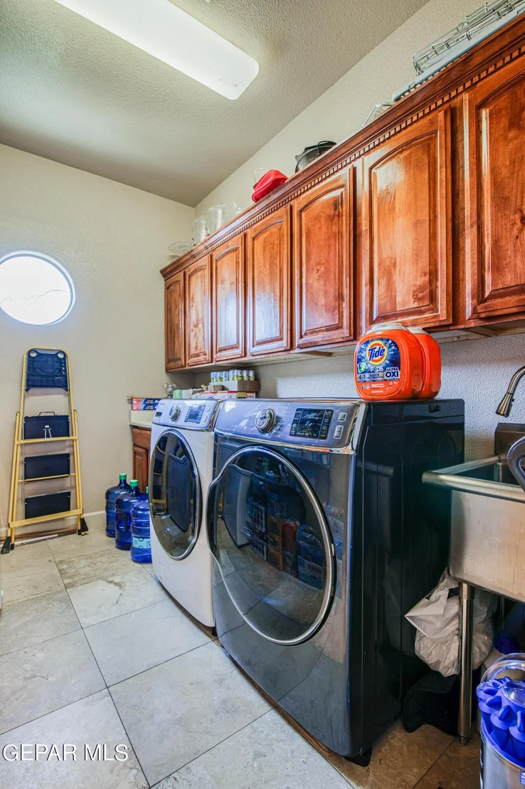 Photo of 6292 FRANKLIN DOVE Avenue