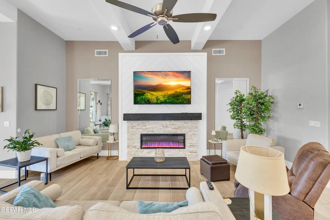 Photo of 858 AIRSHIP Place