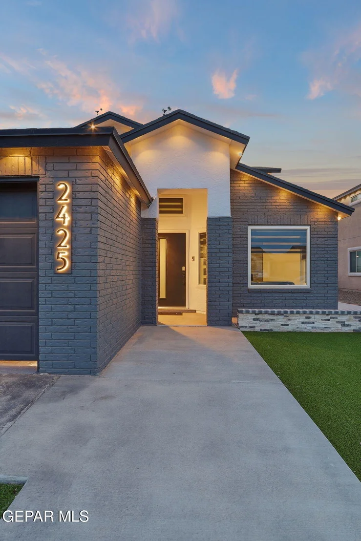 Photo of 2425 POET POINT Place