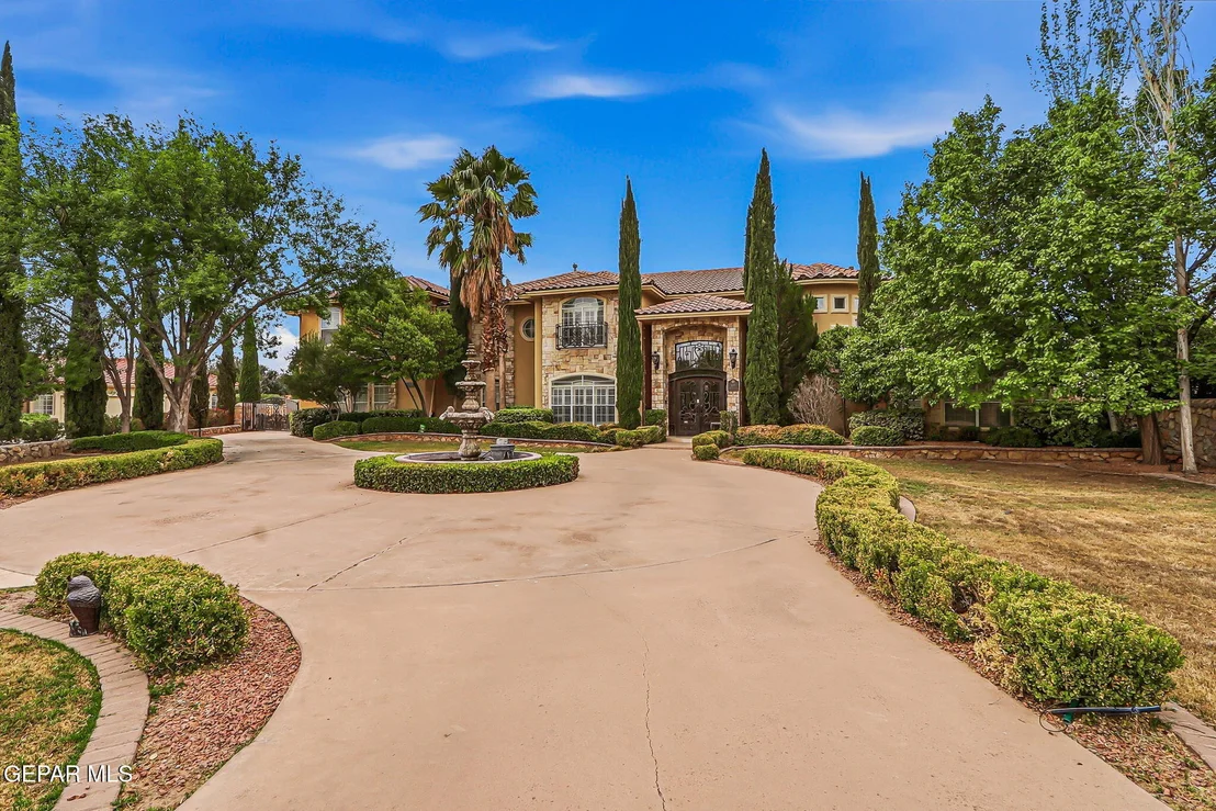 Photo of 609 MEADOW WILLOW Drive