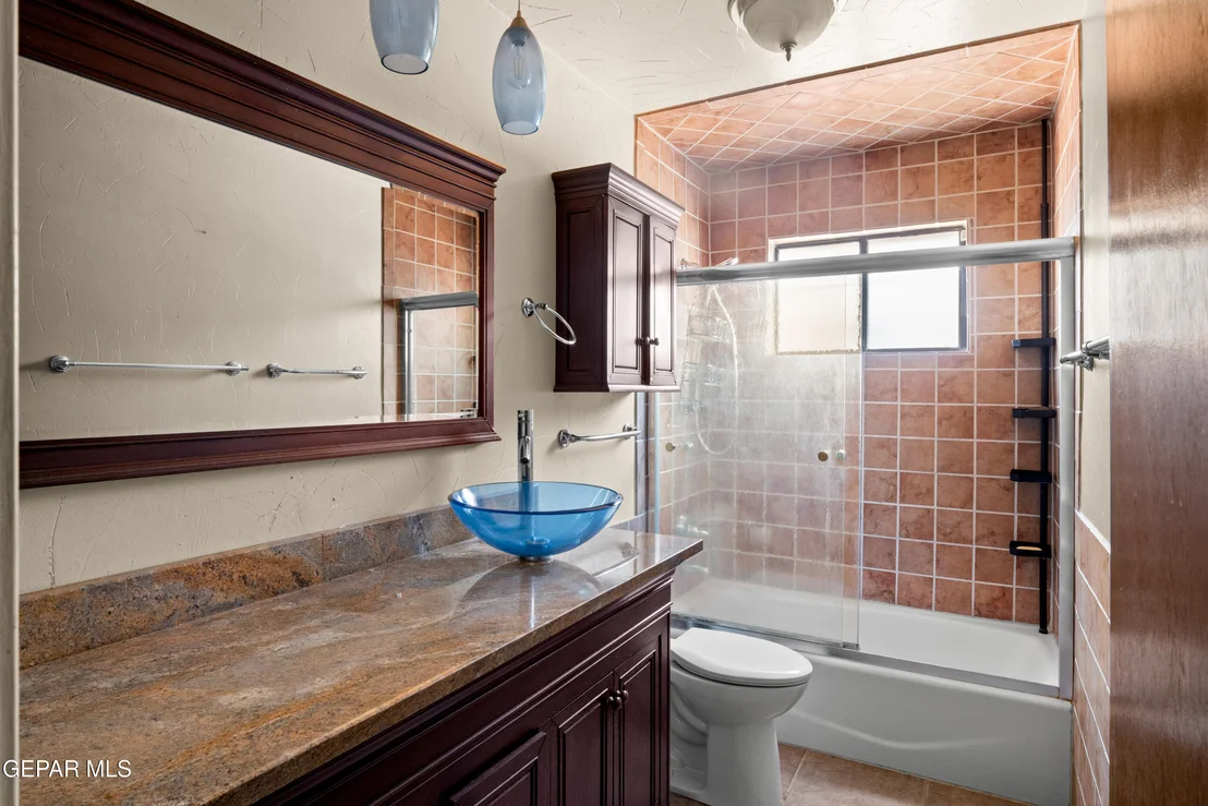 Photo of 2021 Oceanside Drive