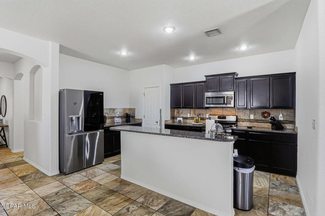 Photo of 12326 Thren Avenue