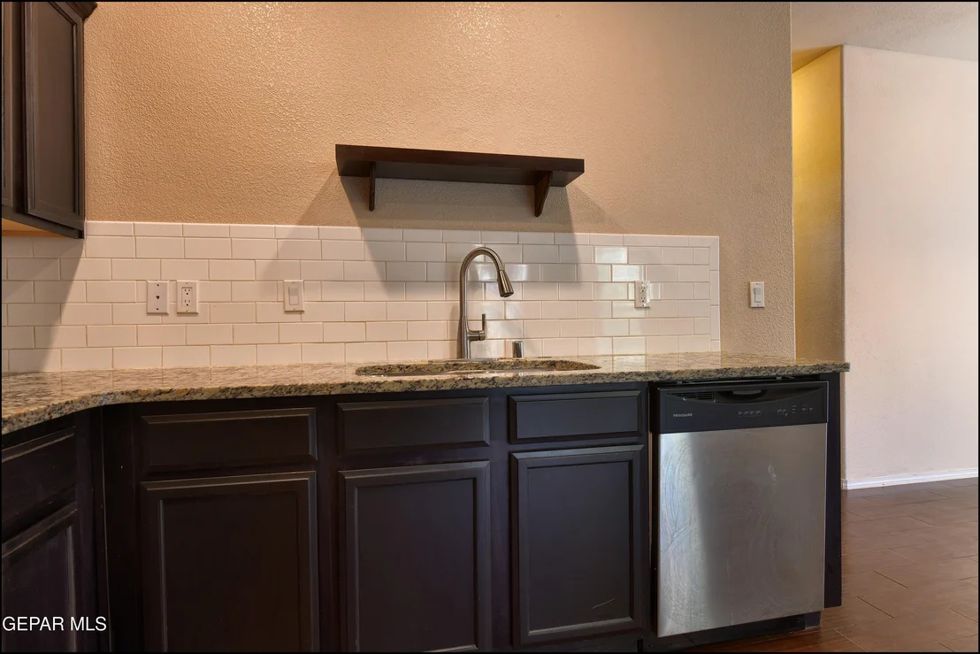 Photo of 6673 BOULDER CANYON Lane