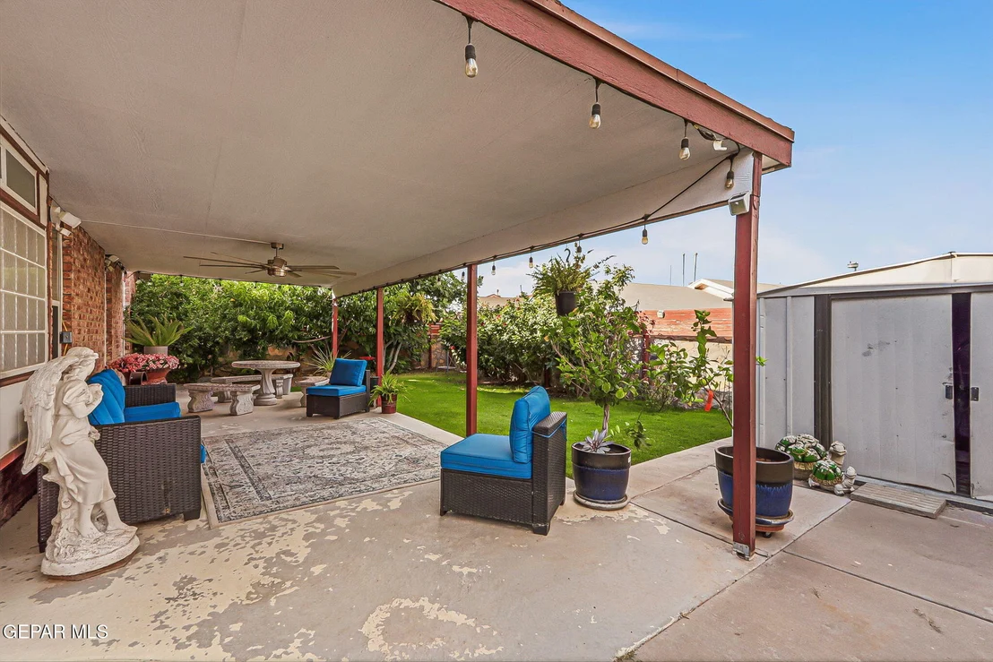 Photo of 11050 GOLDEN POND Drive
