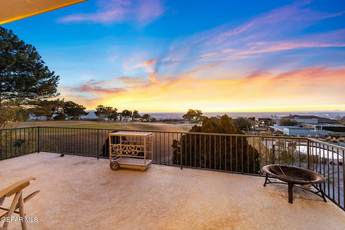 Photo of 6010 TORREY PINES Drive
