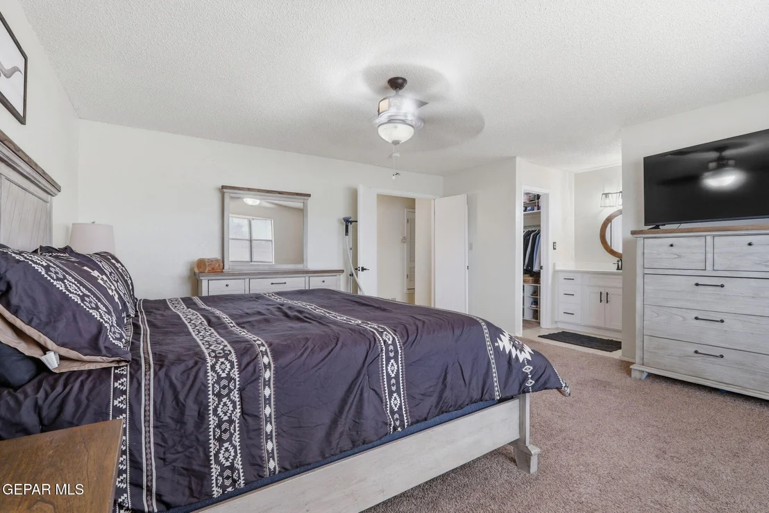 Photo of 6375 DESERT WILLOW Drive