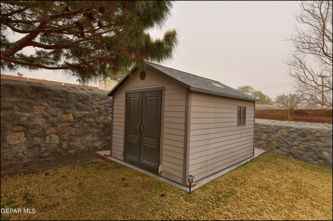 Photo of 4635 R L SHOEMAKER Drive
