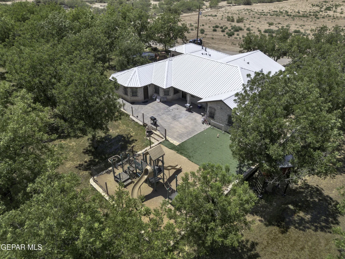 Photo of 636 Keagle Road
