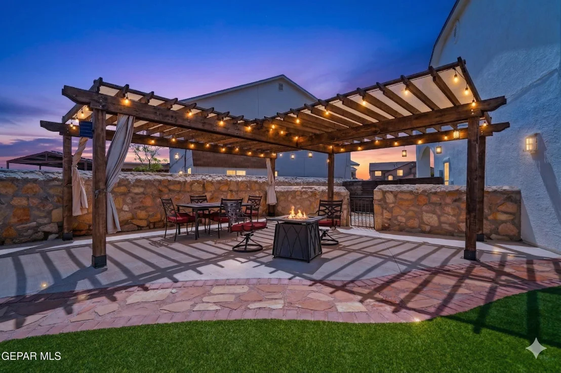 Photo of 14425 APPLE POINT Court