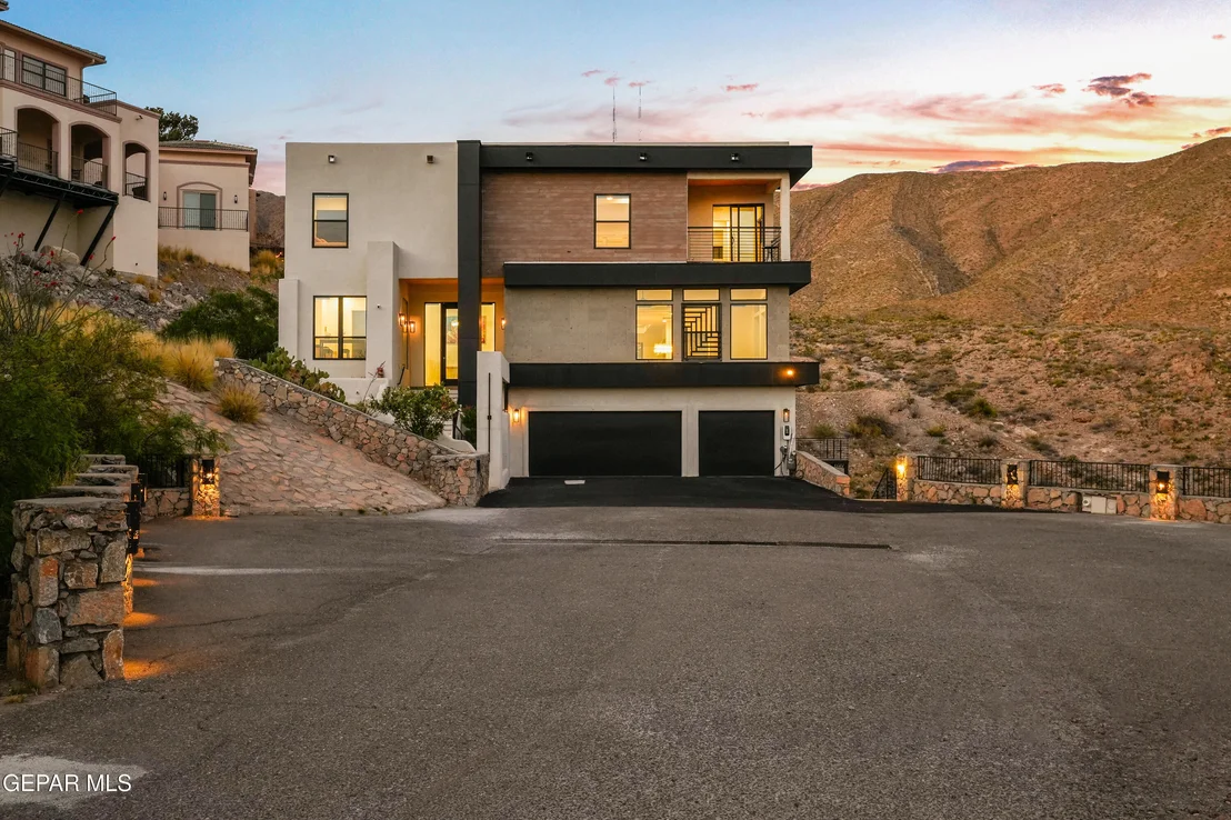 Photo of 10 BRONZE CREST Lane