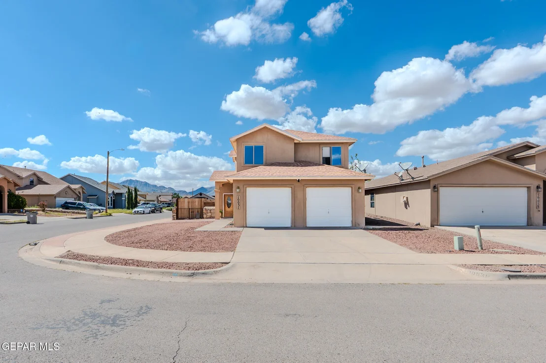 Photo of 10031 PALOMA Drive