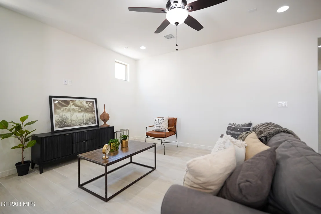 Photo of 14933 Concept Court