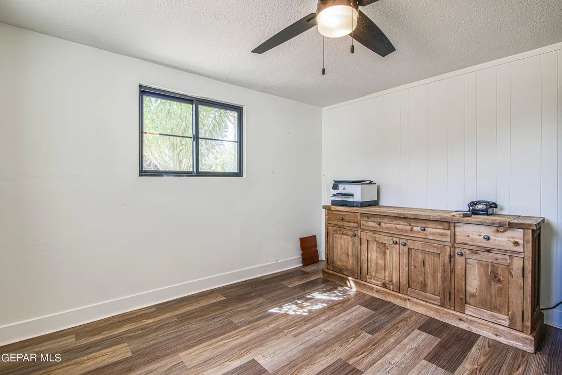 Photo of 1206 STOCKWELL Lane