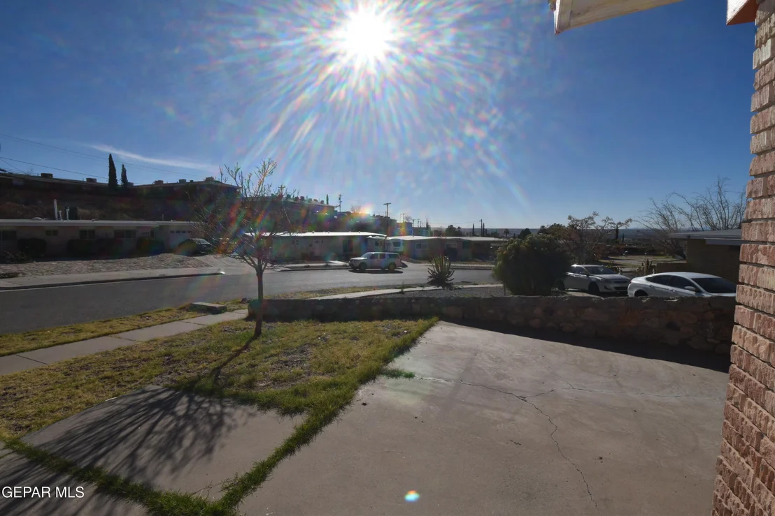 Photo of 5372 CIRCUS Lane