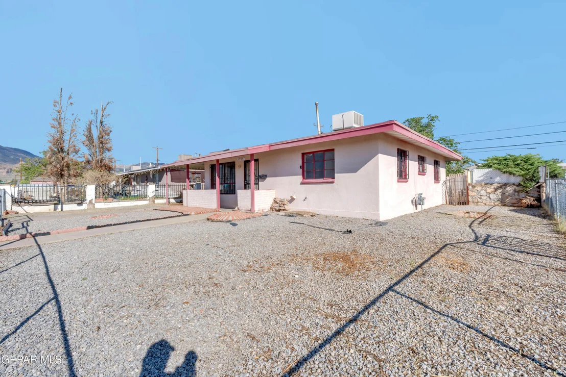 Photo of 5213 SUN VALLEY Drive