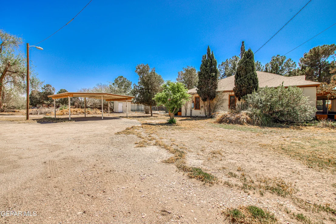 Photo of 10409 Alameda Avenue