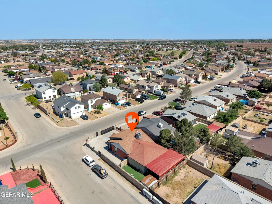 Photo of 10300 Valle Suave Drive