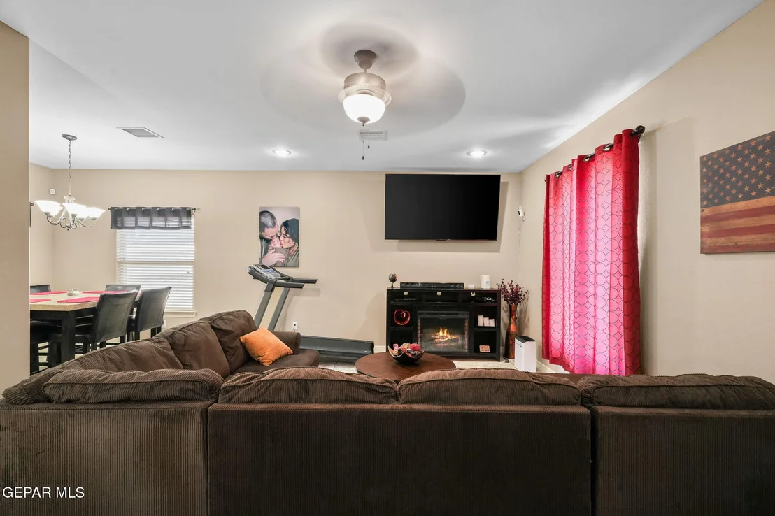 Photo of 1091 Chris Forbes Circle