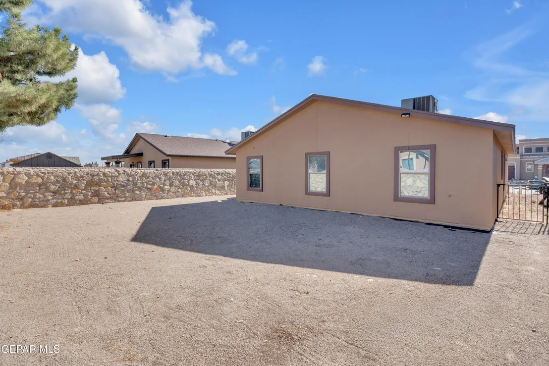Photo of 14235 Strata Rock Drive