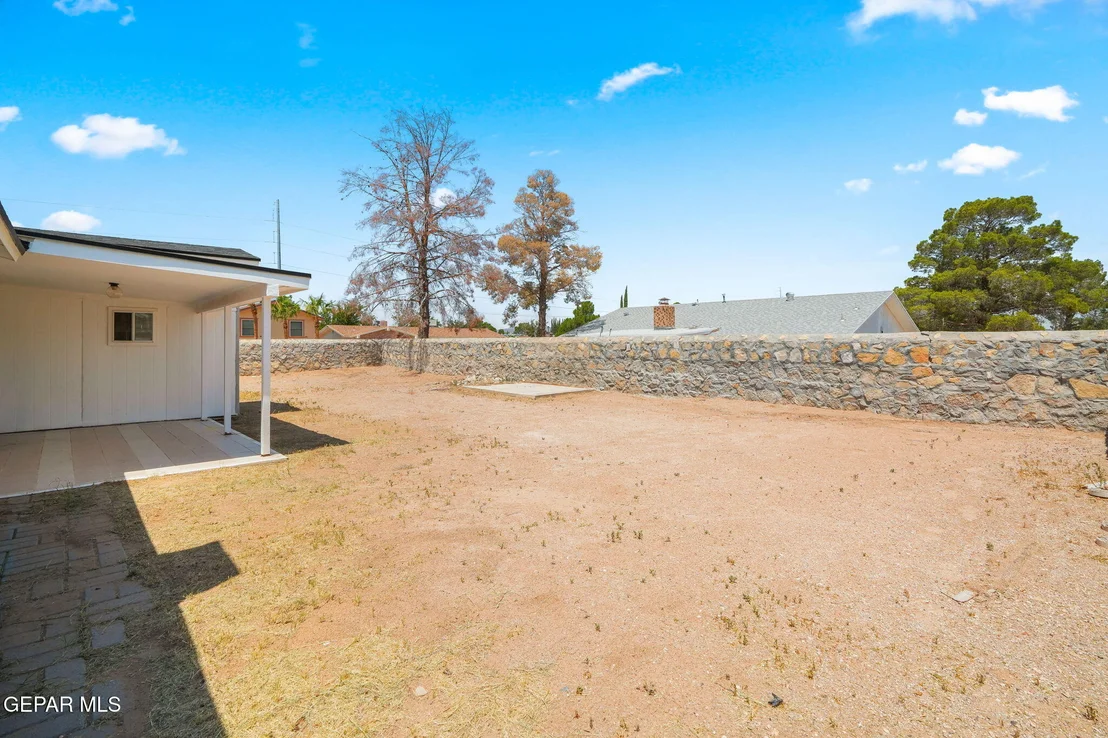 Photo of 11301 Tom Ulozas Drive