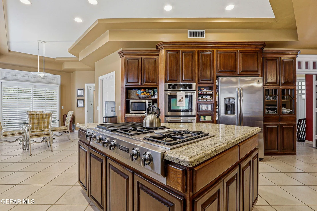 Photo of 5806 DIAMOND POINT Circle