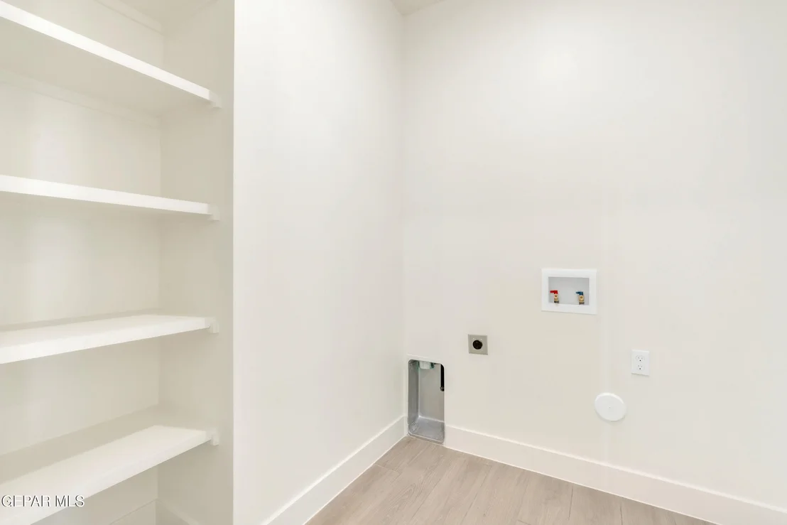 Photo of 621 Paseo de la Reina Street