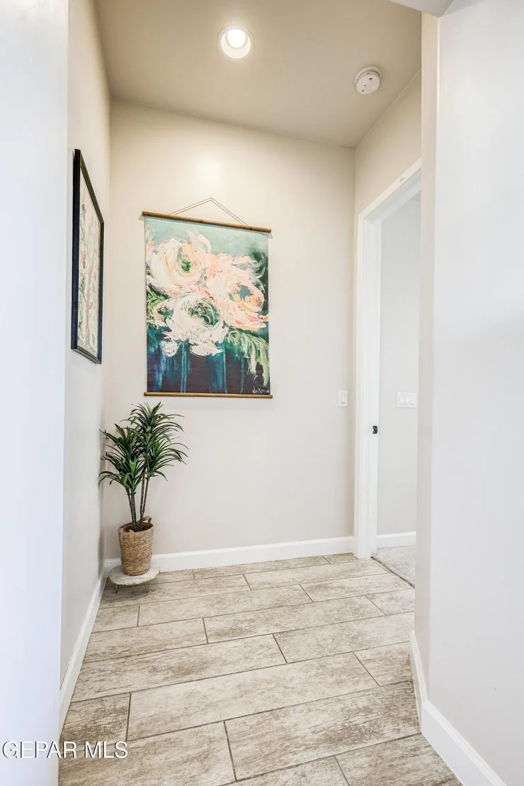 Photo of 5892 VALLE SONAR Avenue