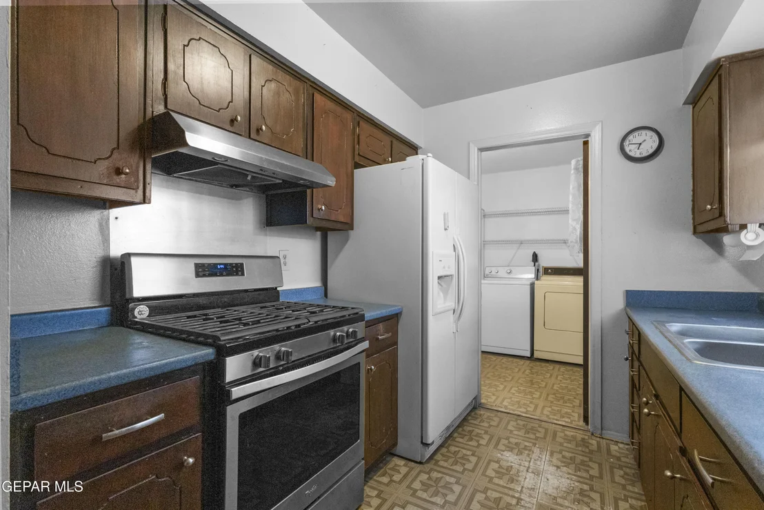 Photo of 8928 Mellon Drive