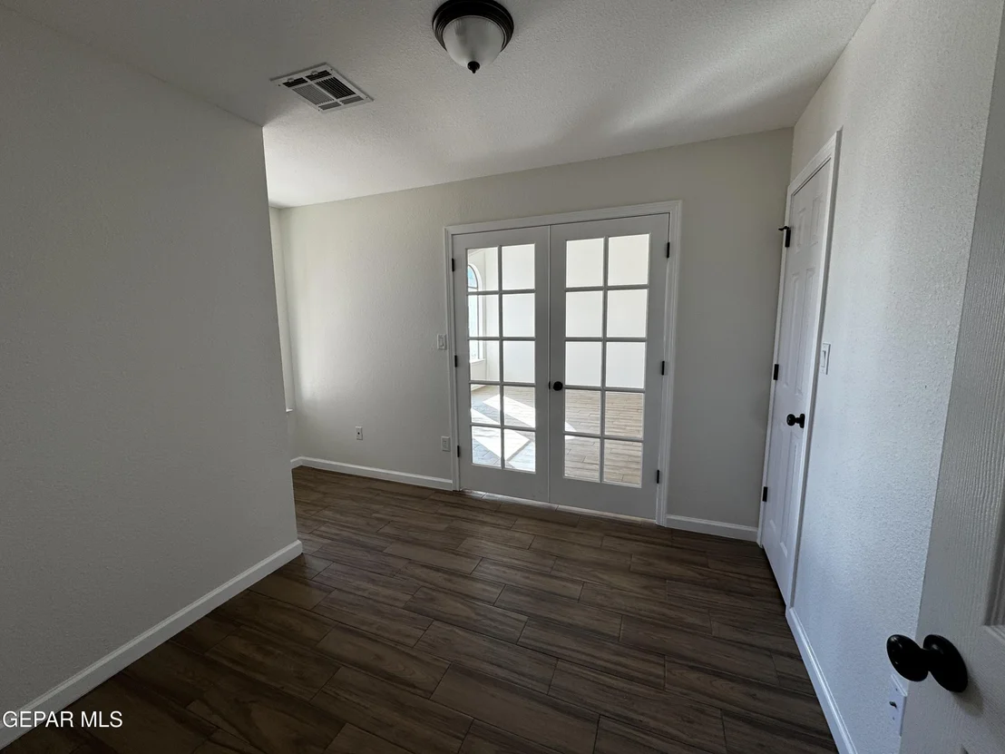 Photo of 3163 SARINA Circle
